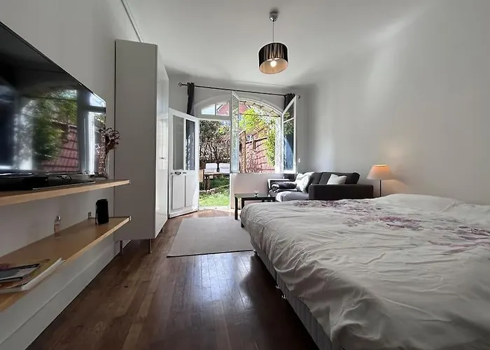 Superbe Studio Dans Villa Avec Entree Independante